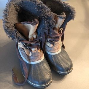 Sorel boots 8.5